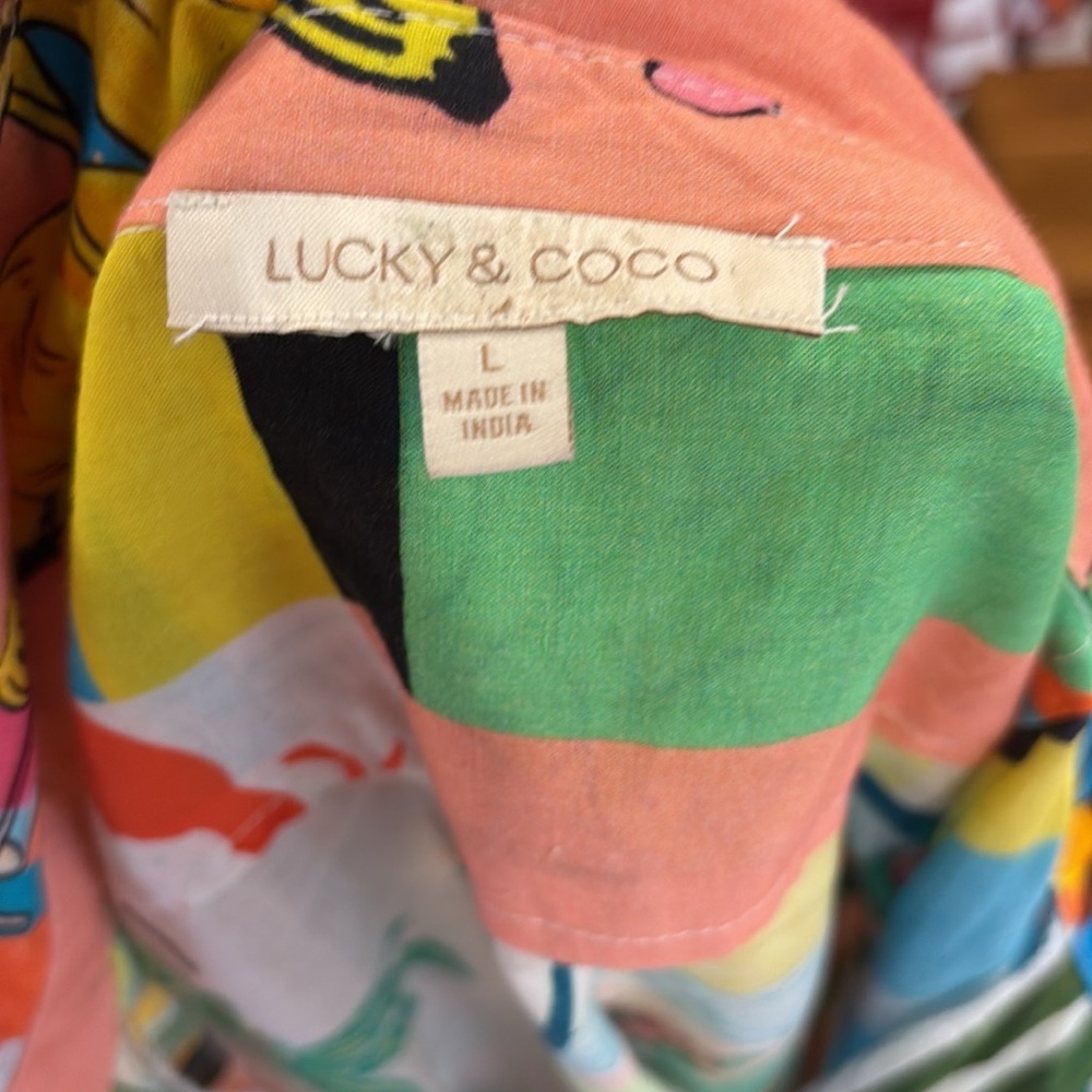Lucky & Coco Women’s Vibrant Multi-Color Tropical Print Shirt. Size L. - Picture 9 of 11